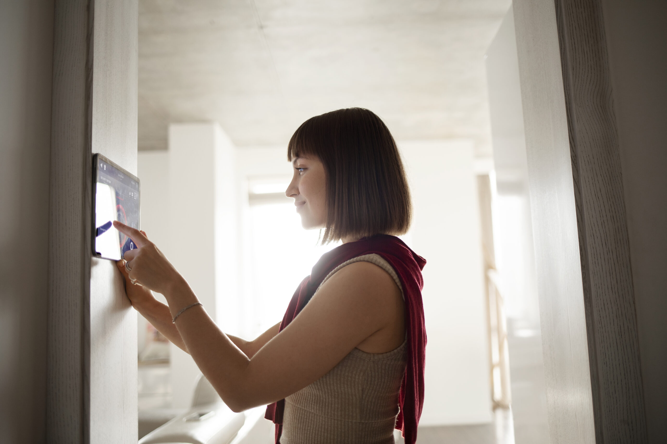 young-woman-using-home-technology